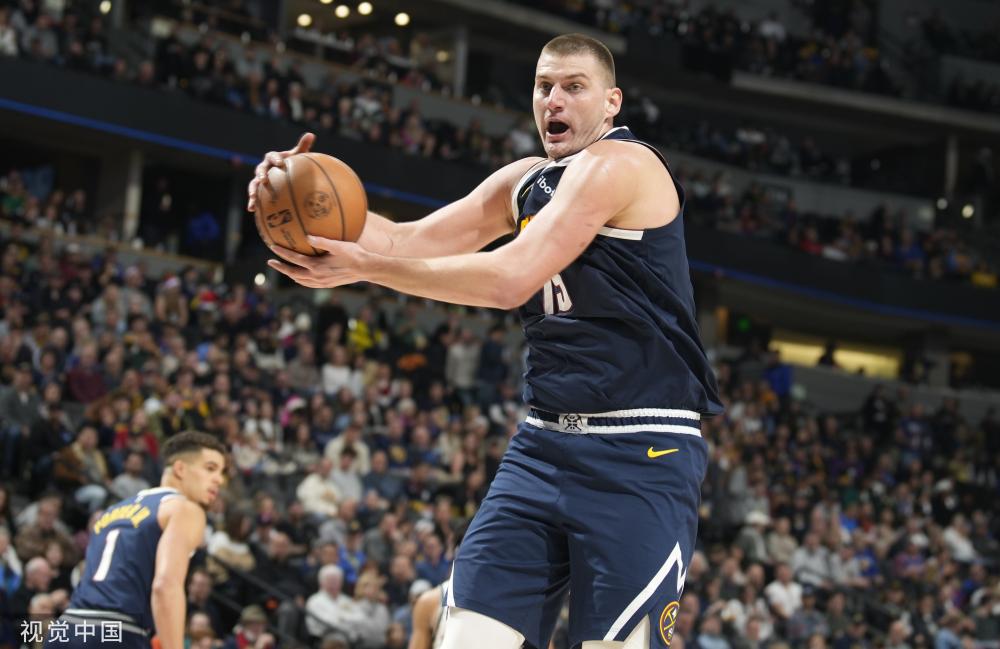 一只途经的 一只途经的